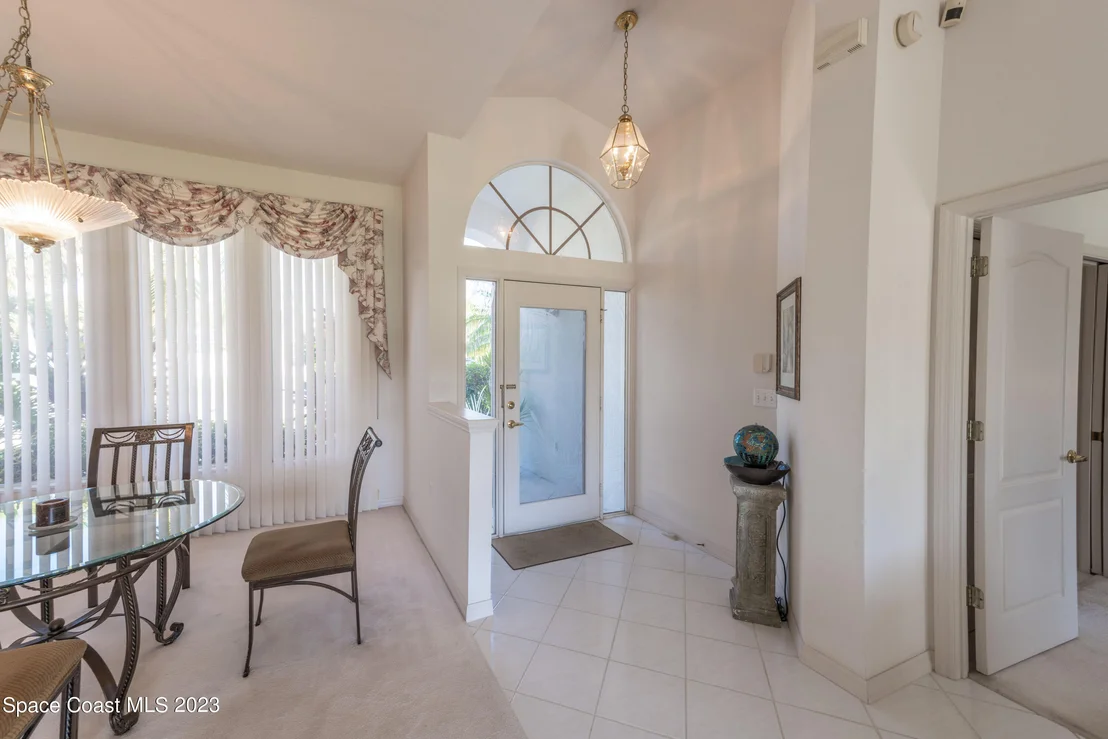 Photo of 5621 Herons Landing Drive