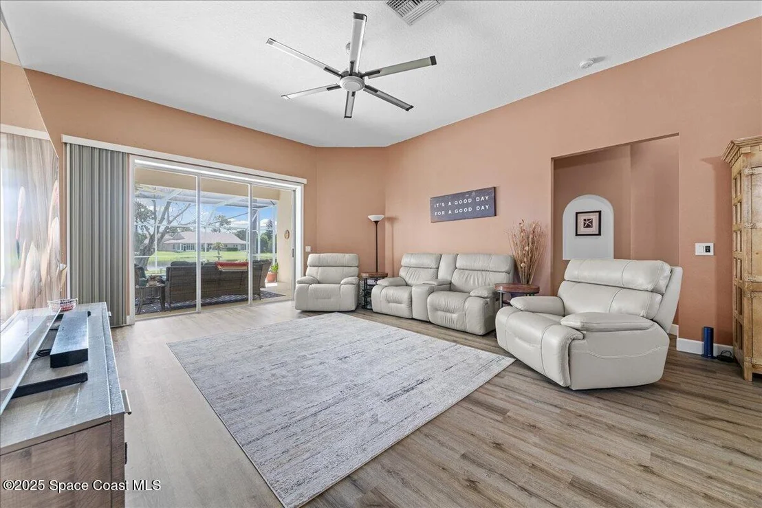 Photo of 623 Autumn Glen Drive
