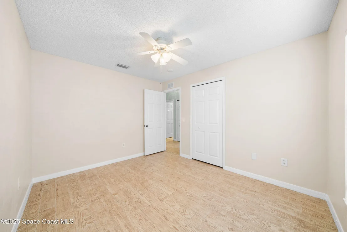 Photo of 574 Sedgewood Circle