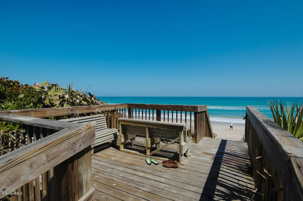 Photo of 325 Hammock Shore Drive
