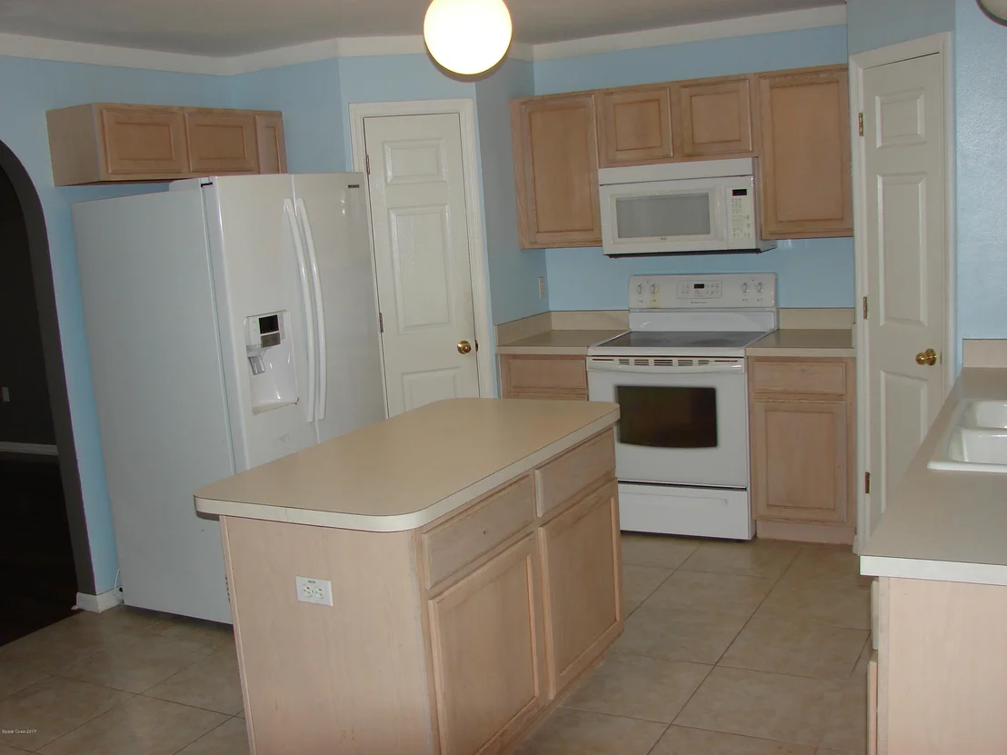 Photo of 1688 Vista Lake Circle