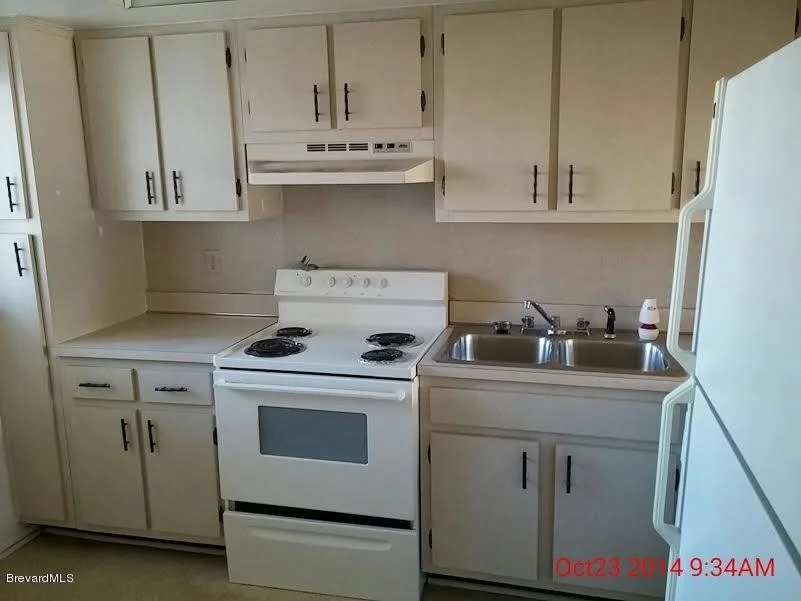 Photo of Unit 211 at 3001 Thrush Drive
