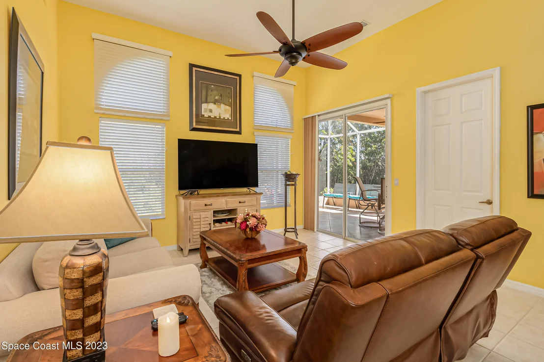 Photo of 4481 Portage Trail