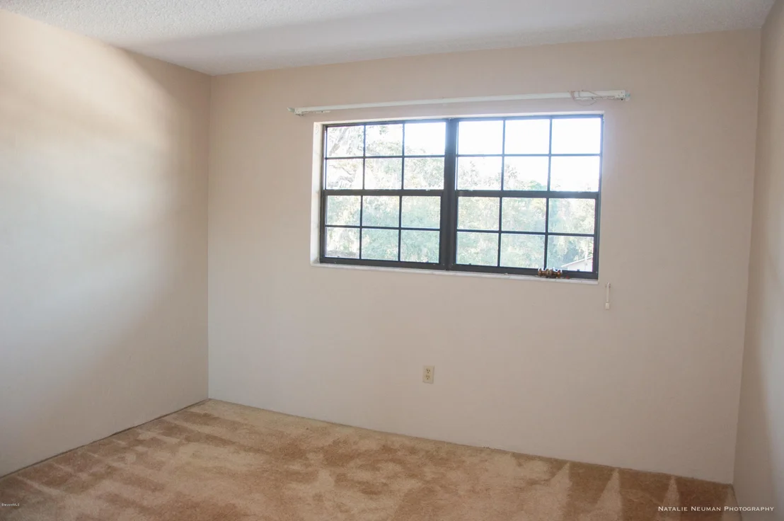 Photo of Unit 412 at 1025 Rockledge Drive