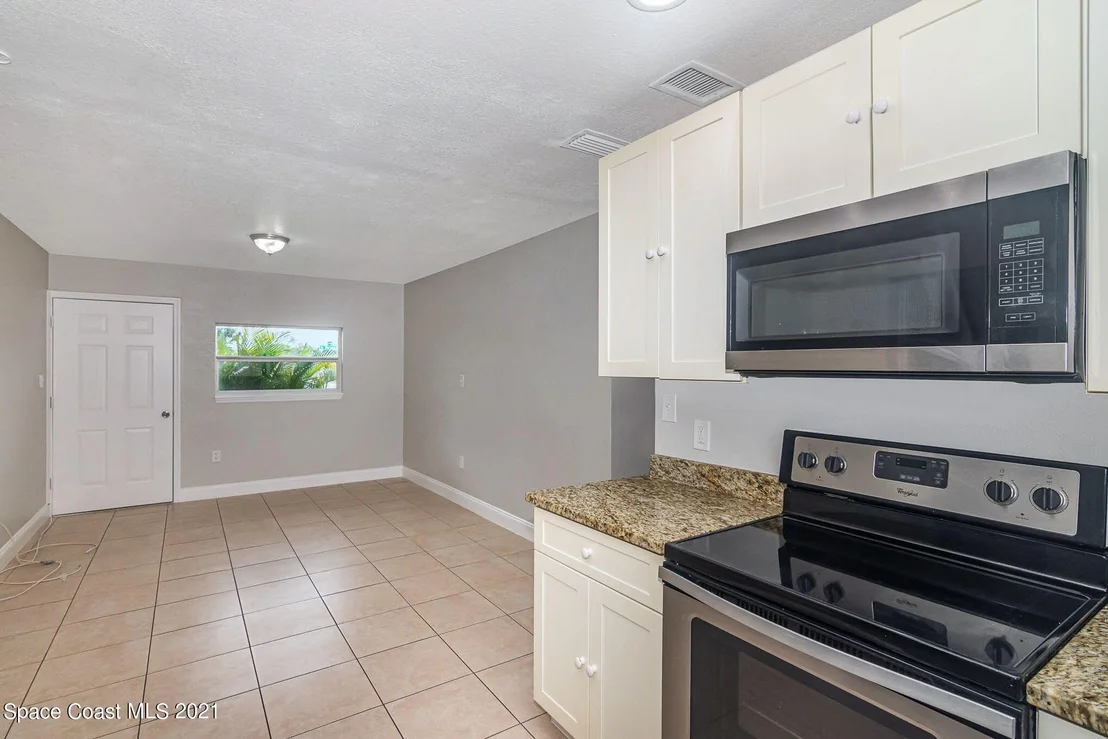 Photo of 2214 Warwick Road