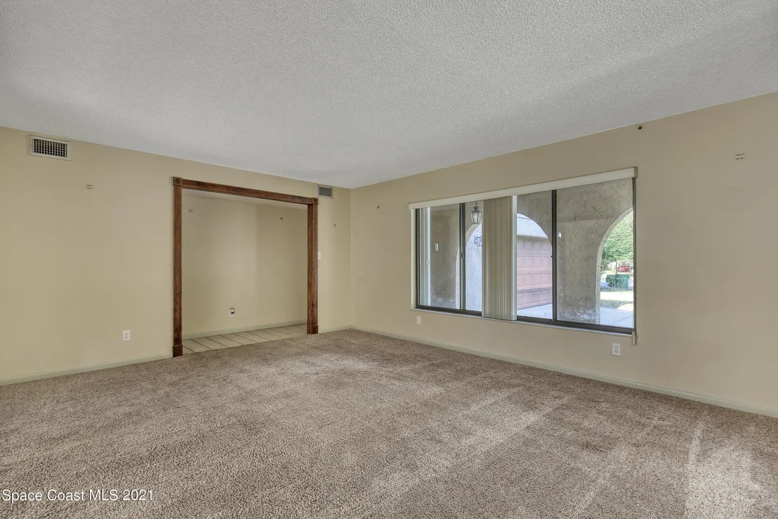 Photo of 2502 Meadow Lane