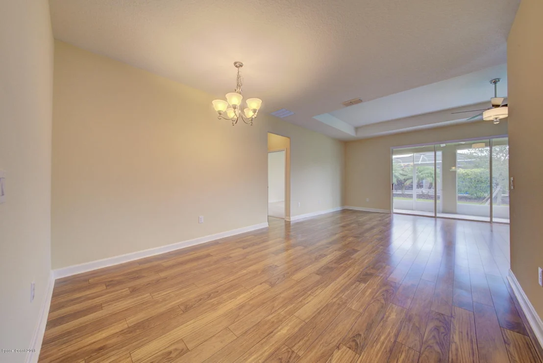 Photo of 6763 Newhall Lane