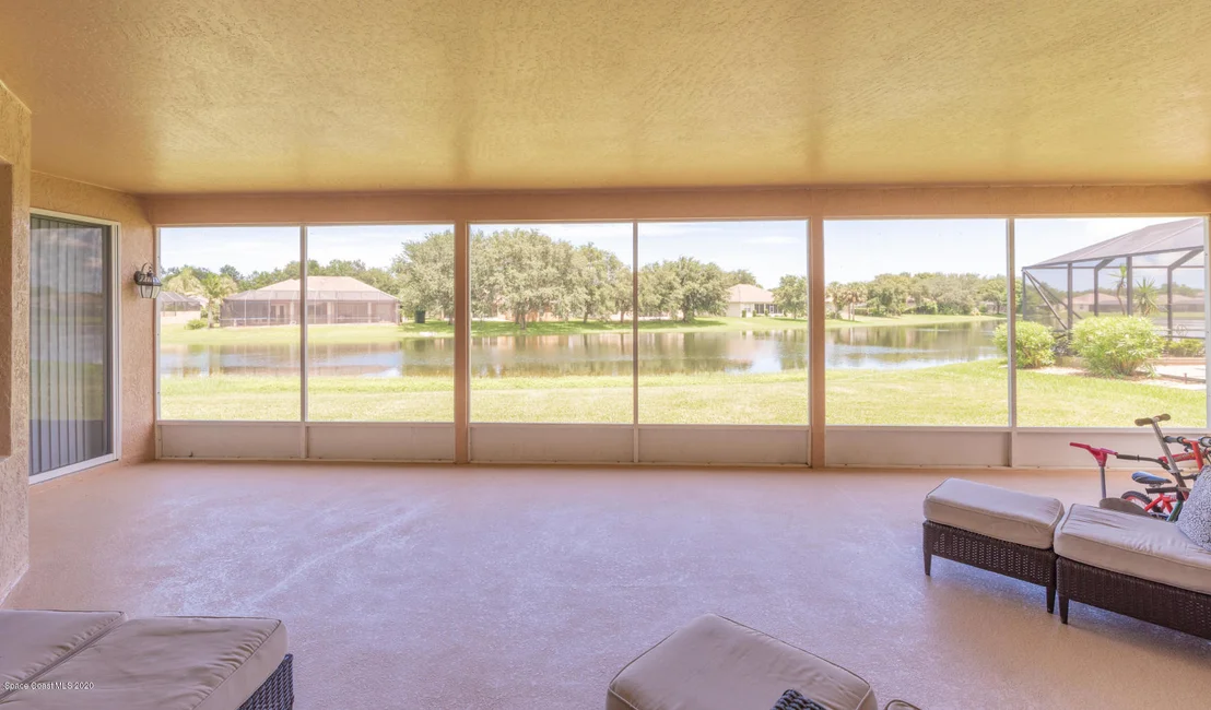 Photo of 2582 Christopher Drive