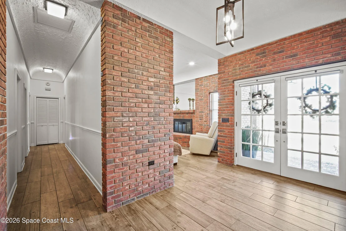 Photo of 572 Lake Ashley Circle