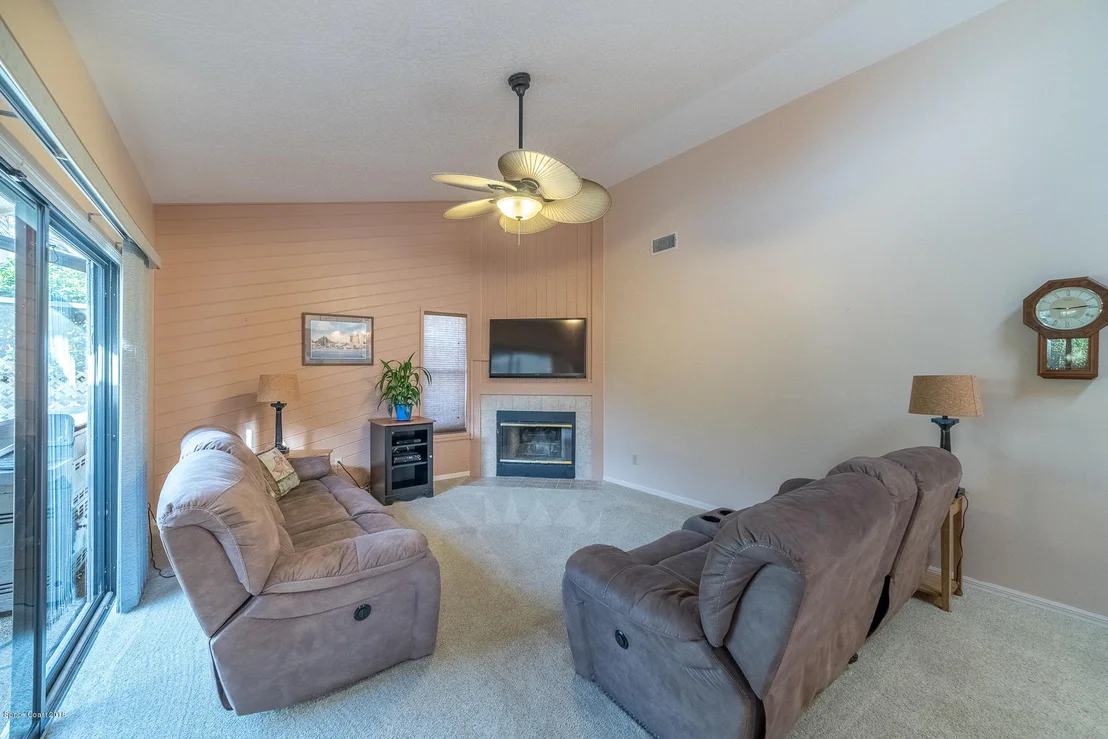 Photo of 1836 Fox Bay Drive