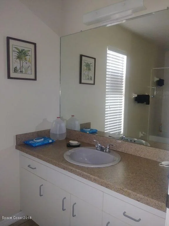 Photo of 1109 Goldenrod Circle NE