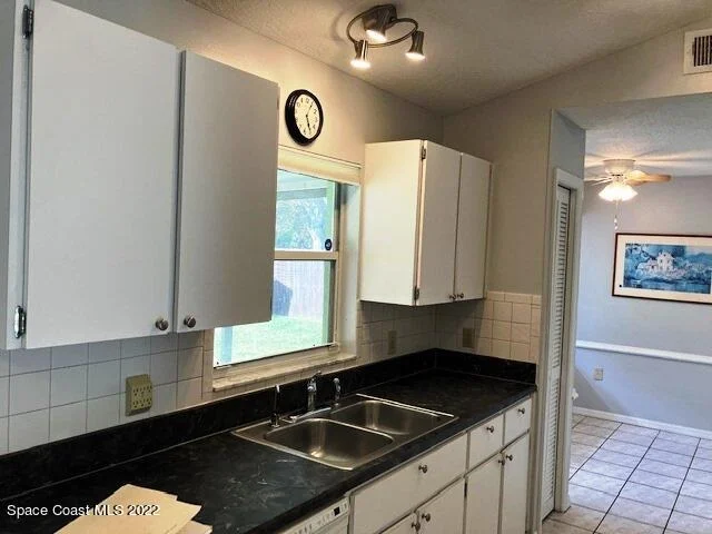 Photo of 7064 Holly Avenue