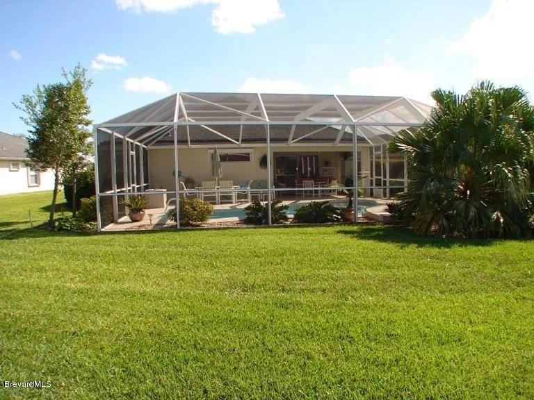 Photo of 6874 Renshaw Drive