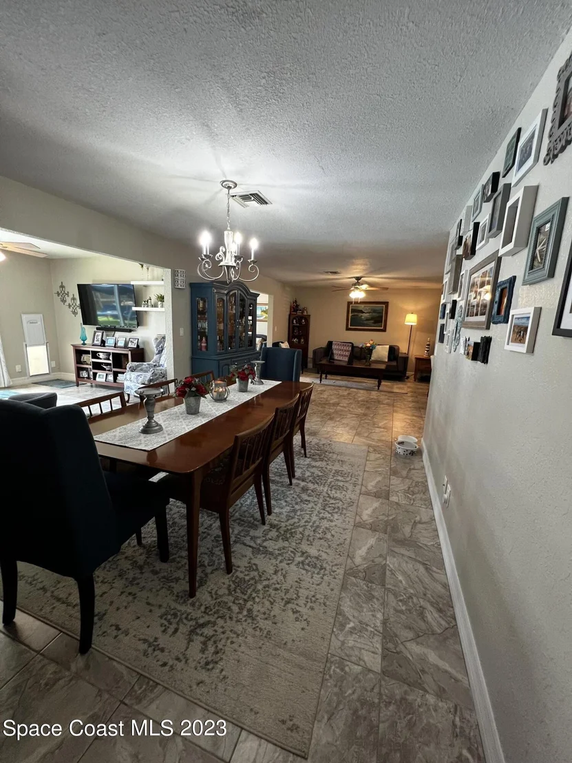 Photo of 5420 Holden Road