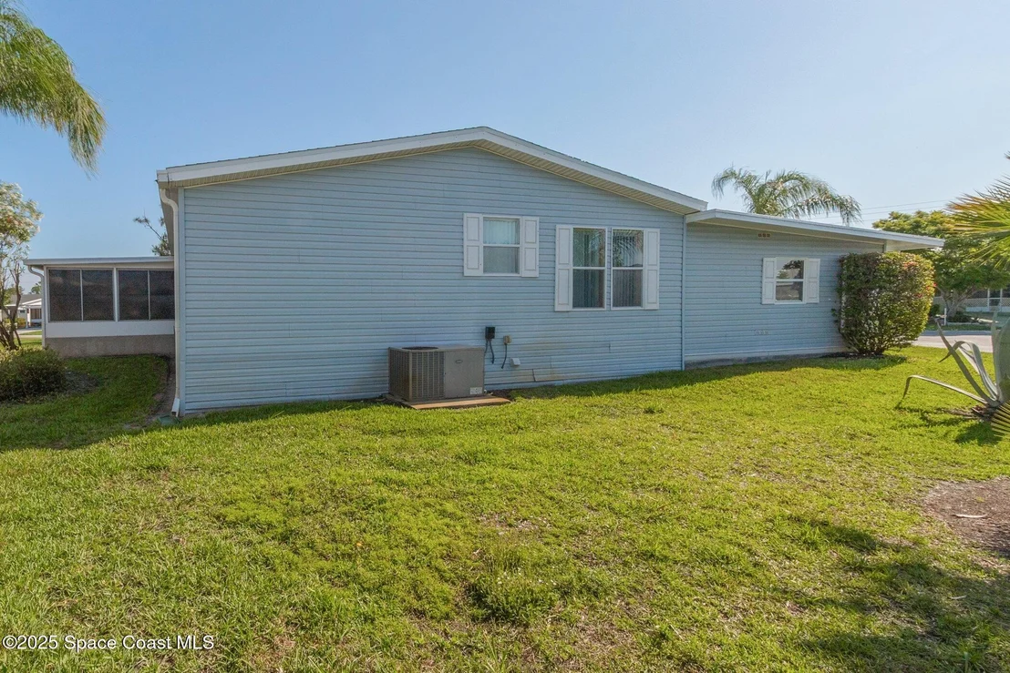 Photo of 634 Outer Drive