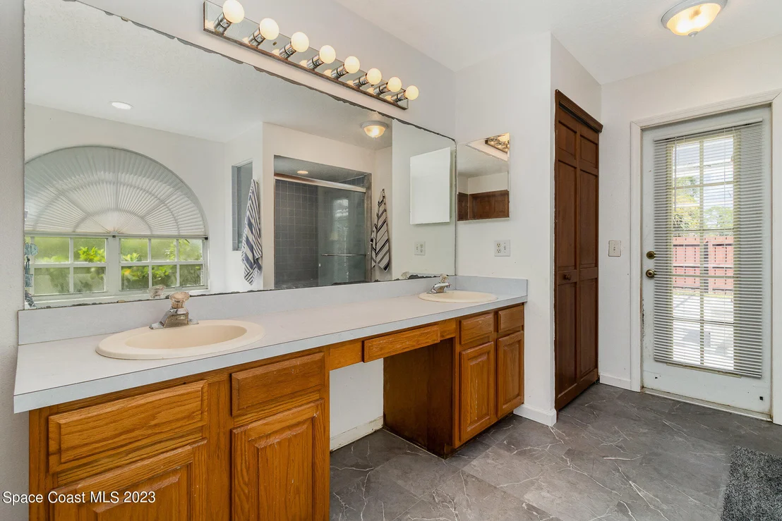 Photo of 2602 Lowell Circle