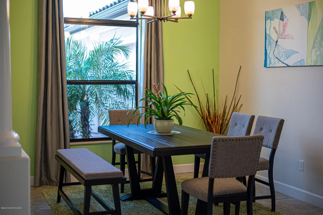 Photo of 824 Lorenza Place