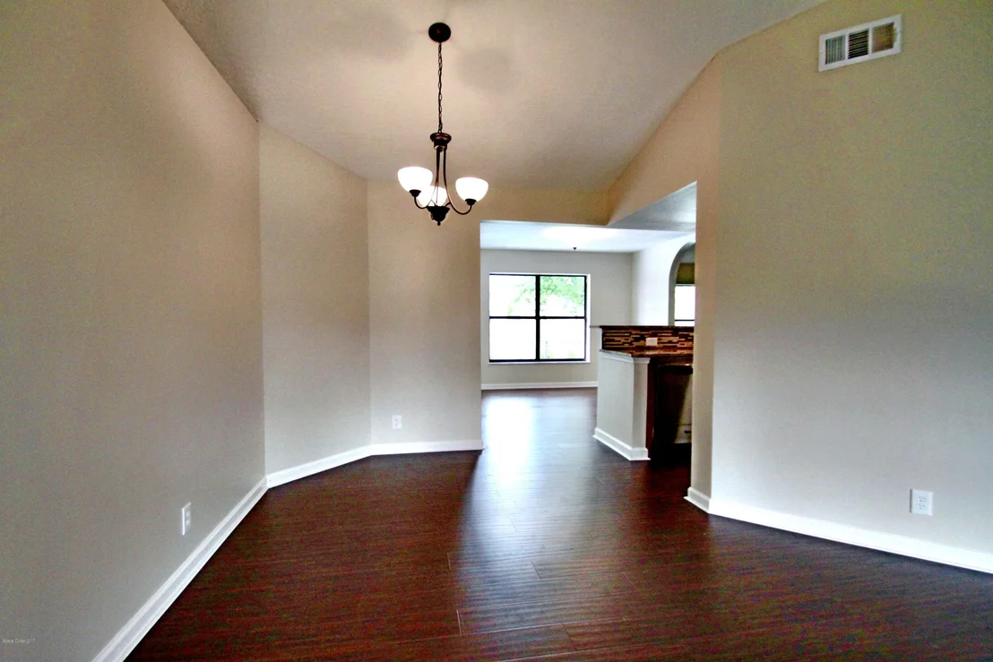 Photo of 422 Joy Haven Drive