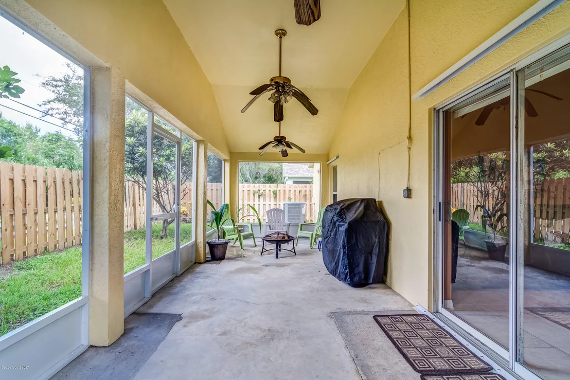 Photo of 2881 Saint James Lane
