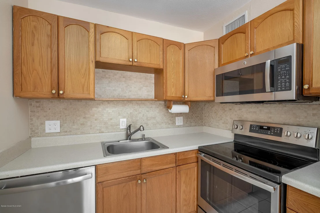Photo of 1933 Elmwood Drive