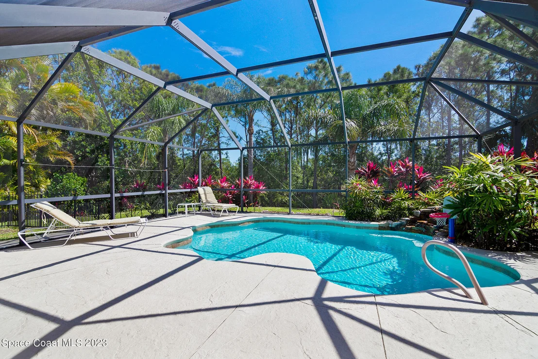 Photo of 258 Pebble Hill Way