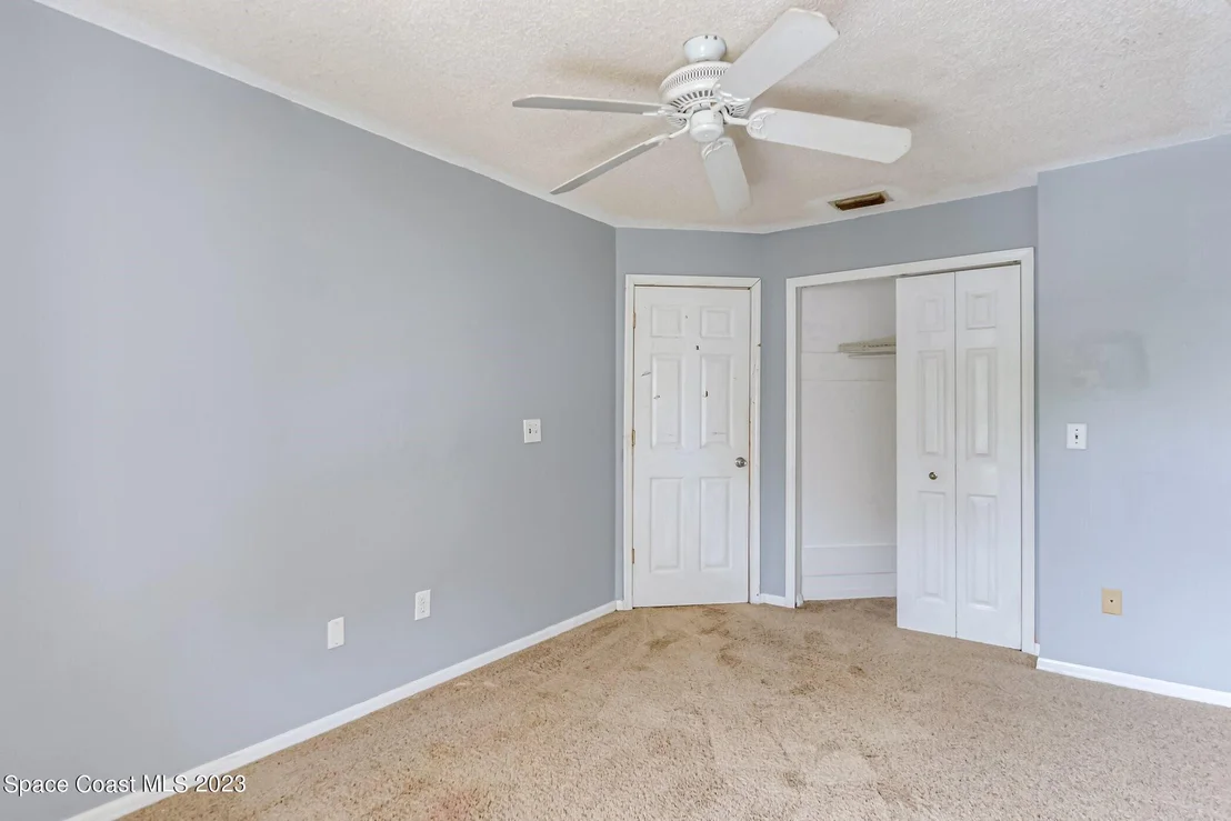 Photo of 6976 Hammock Lakes Drive
