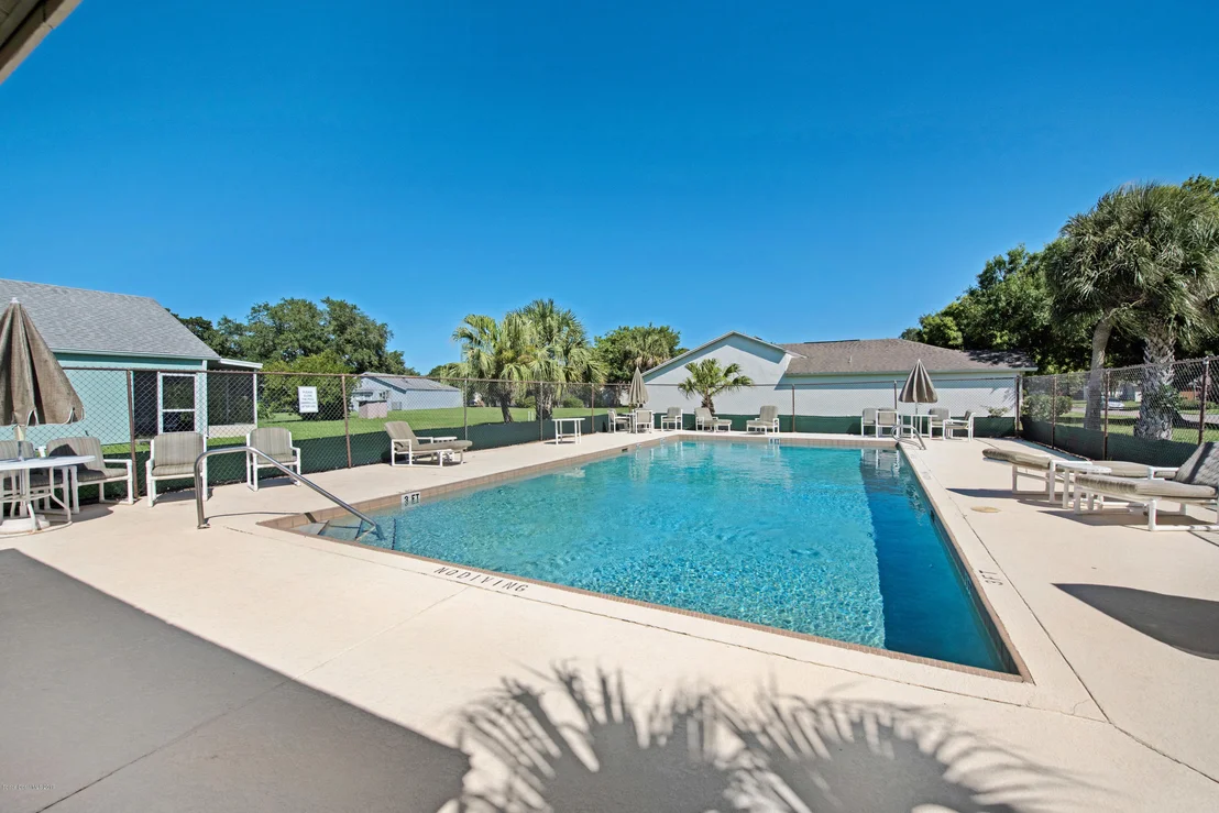 Photo of 375 Myrtlewood Road