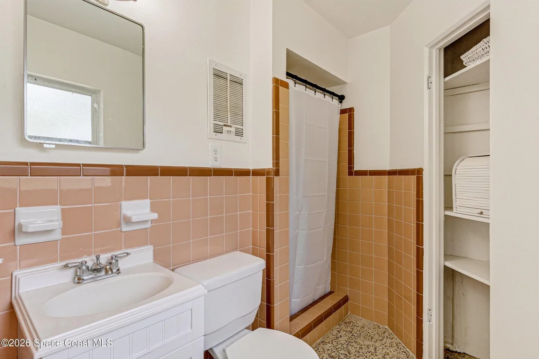 Photo of 688 Charles Drive