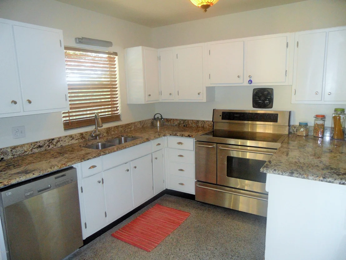 Photo of 311 Avenida De Paz