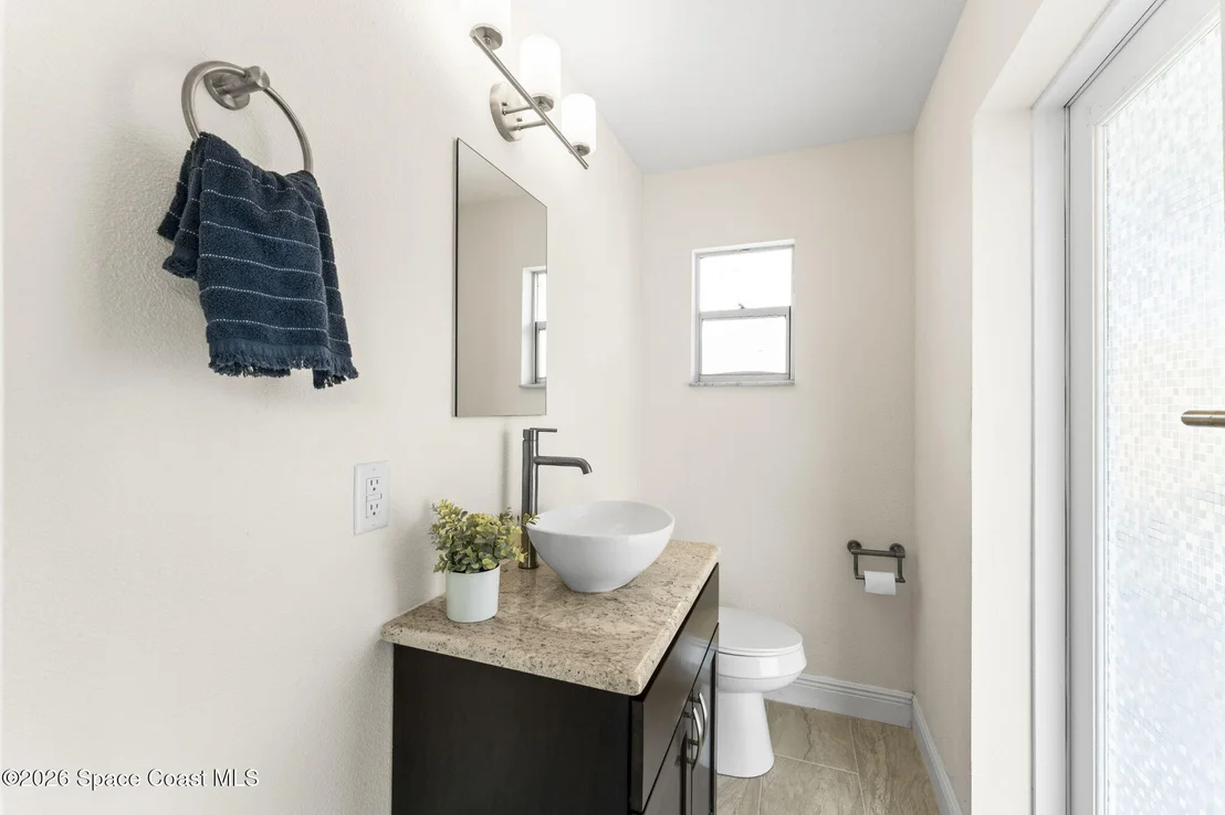 Photo of 500 Seabreeze Drive