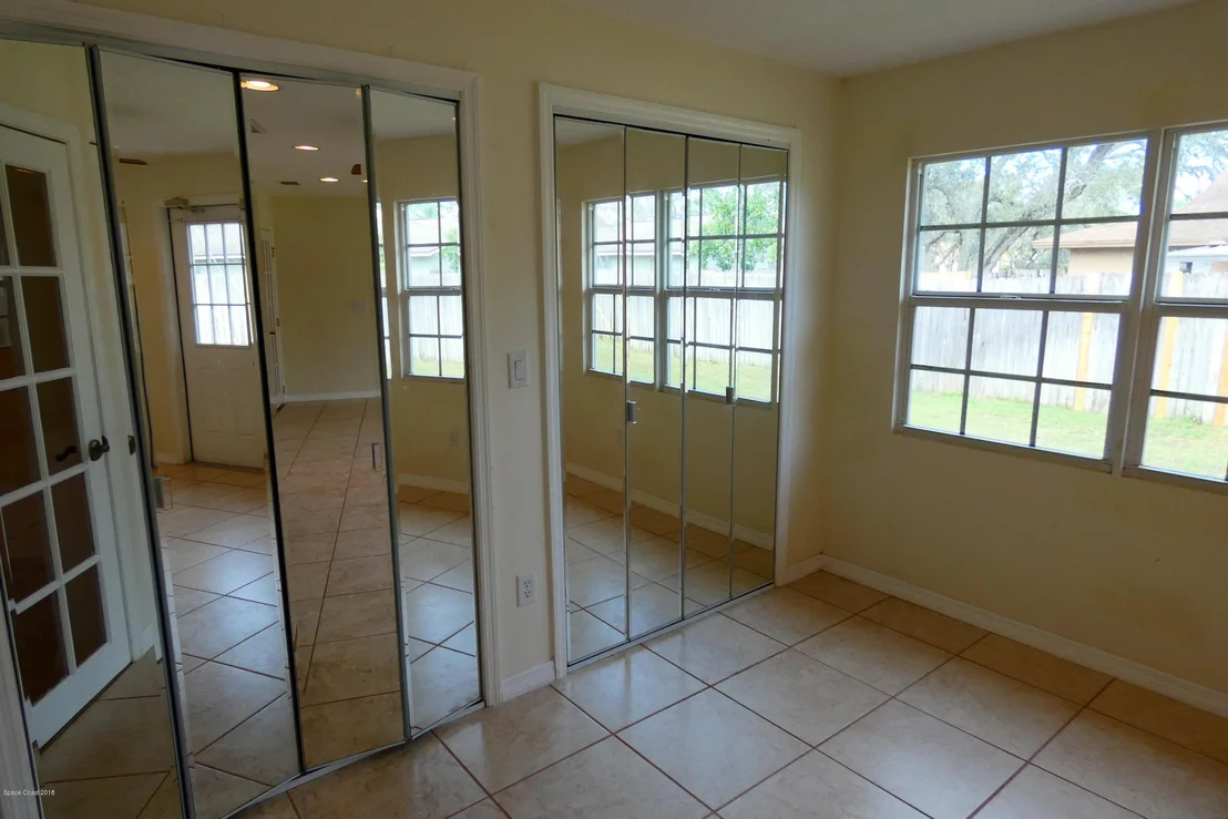 Photo of 2101 Gunpowder Drive NE