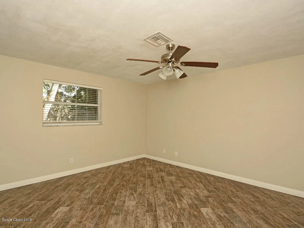 Photo of 663 Eugenia Road