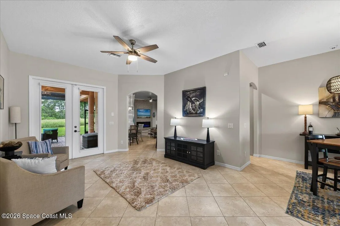 Photo of 1848 Windbrook Drive SE