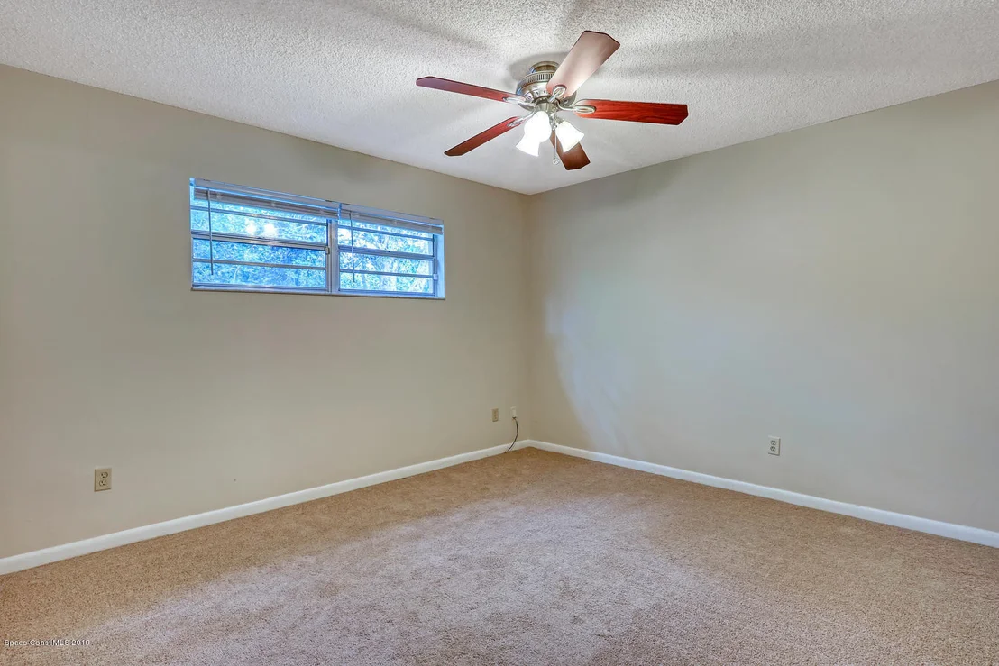 Photo of 3214 Jupiter Boulevard SE