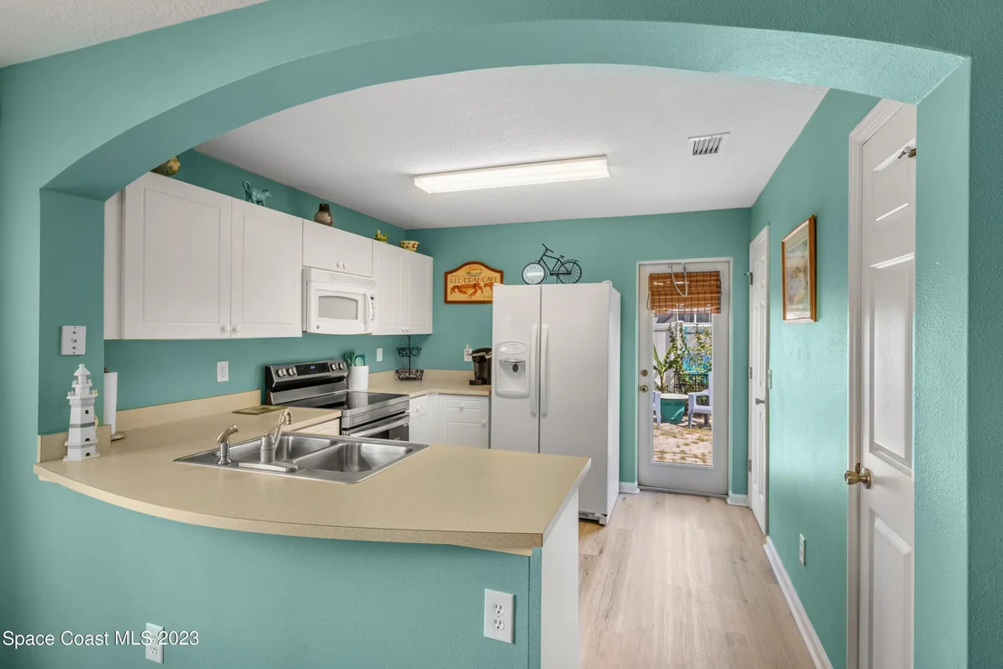 Photo of Unit 101 at 910 Luminary Circle