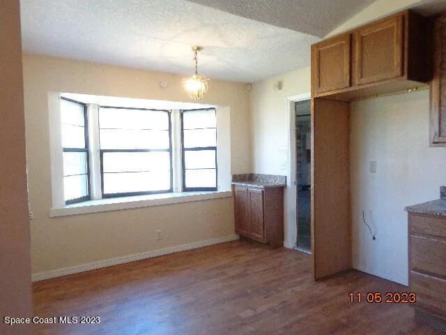 Photo of 6045 Hull Street