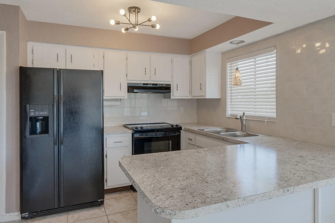 Photo of 921 Burn Drive NE