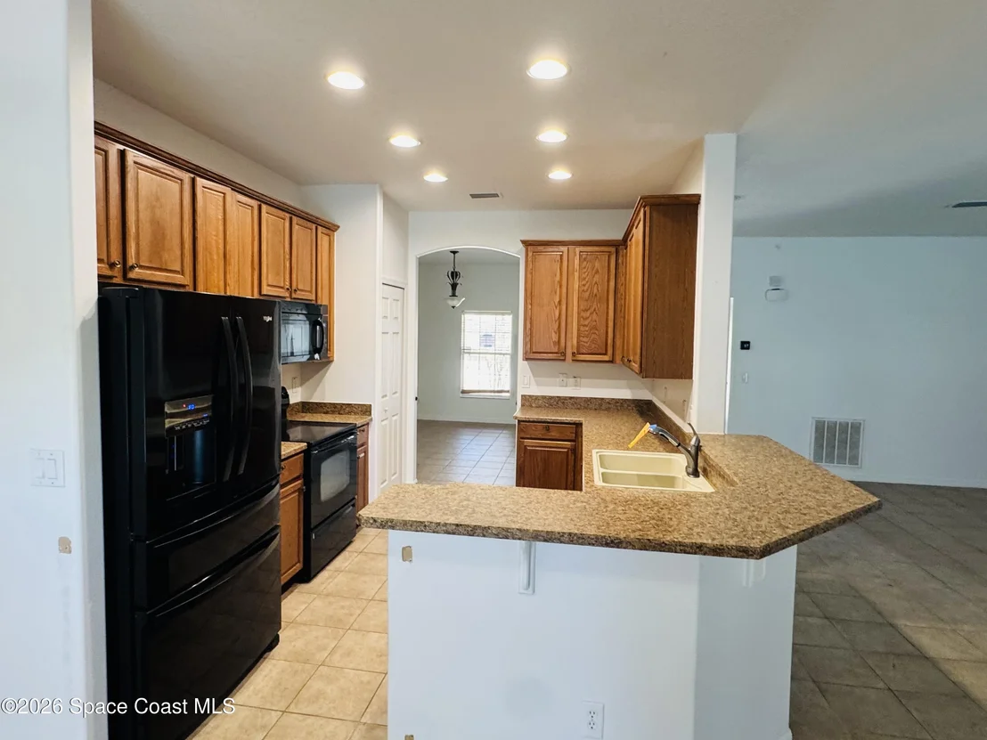Photo of 1110 Morgan Circle NE