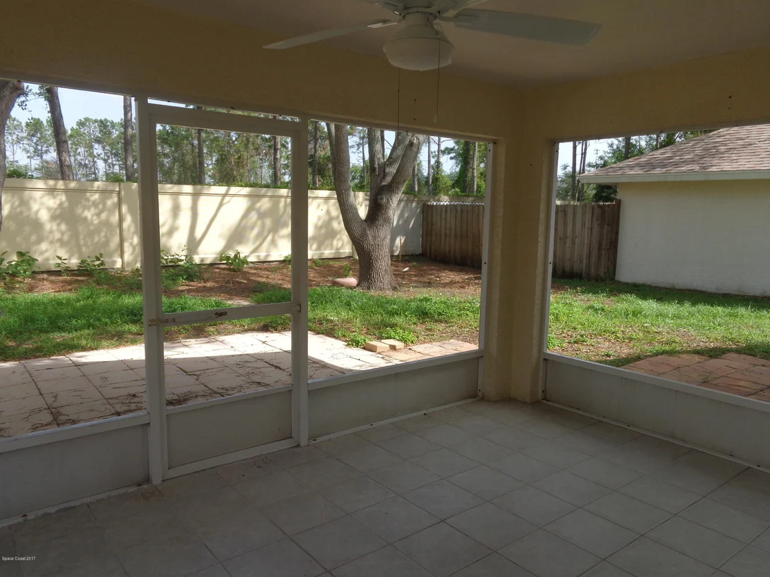 Photo of 3926 Saint Armens Circle