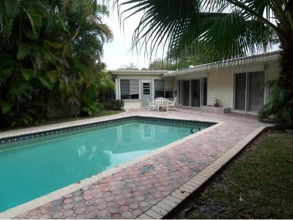 Photo of 402 Miami