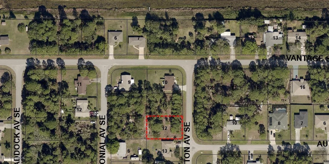 Photo of 920 Button Avenue SE