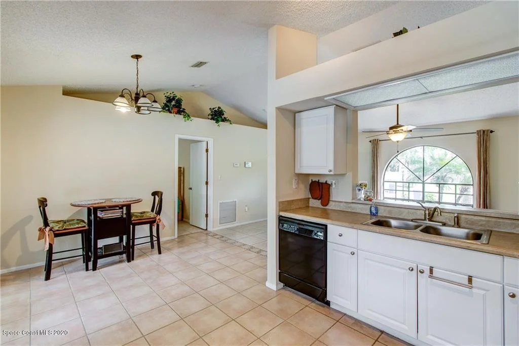 Photo of 1533 Polynesian Lane