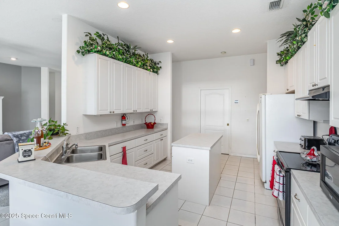 Photo of 2343 Woodfield Circle