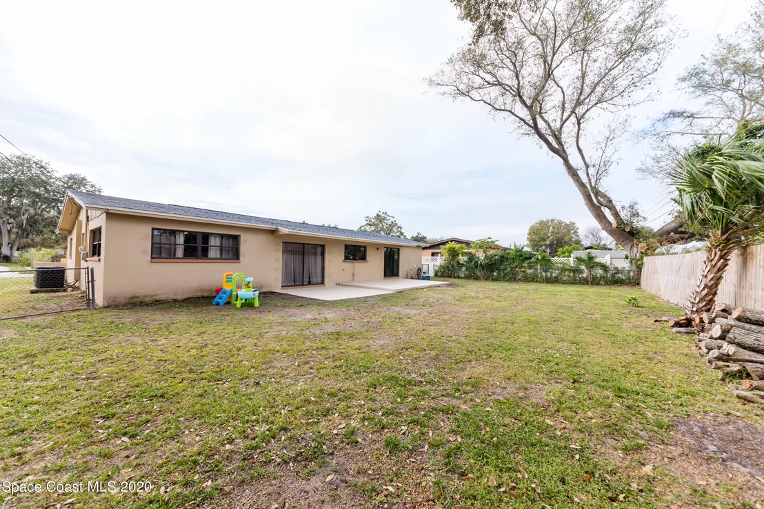 Photo of 1134 Manatee Drive