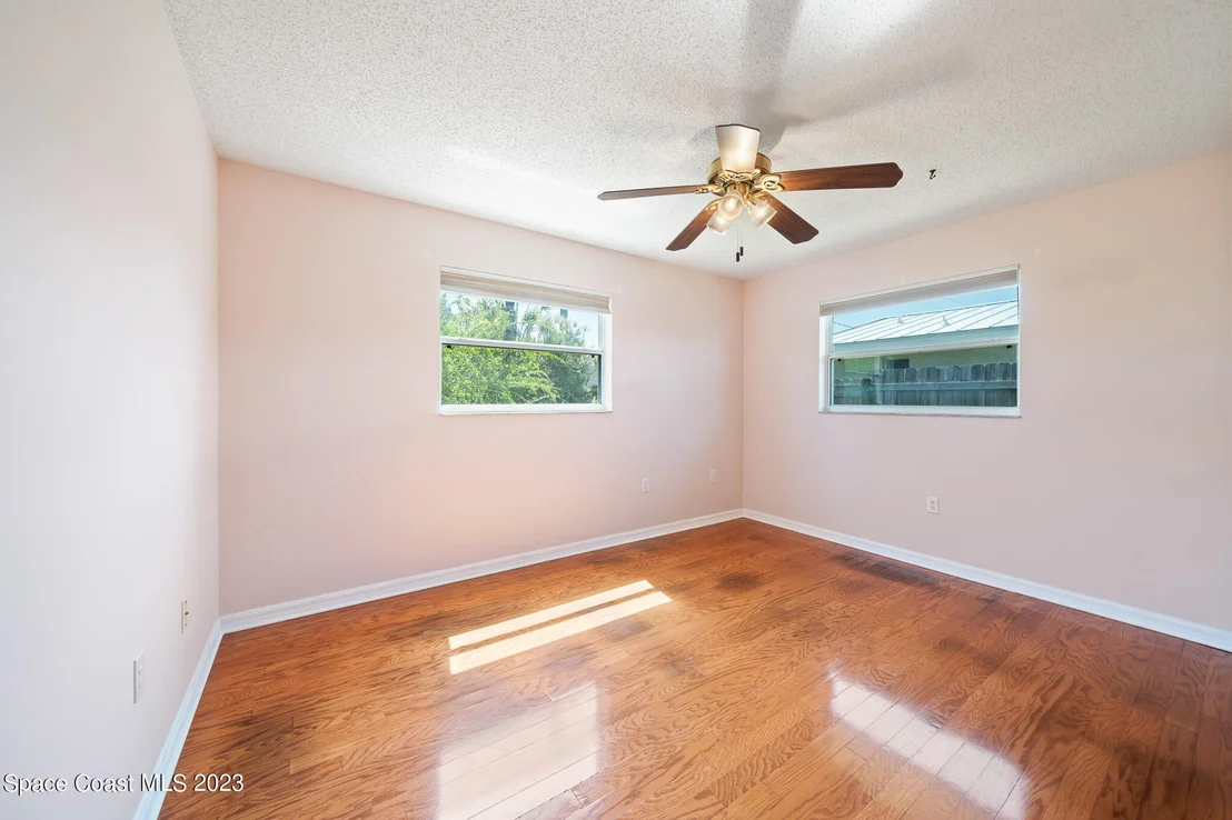 Photo of 715 Hibiscus Drive