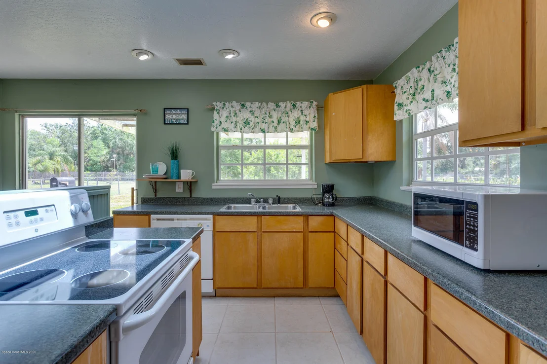 Photo of 2524 Friday Road