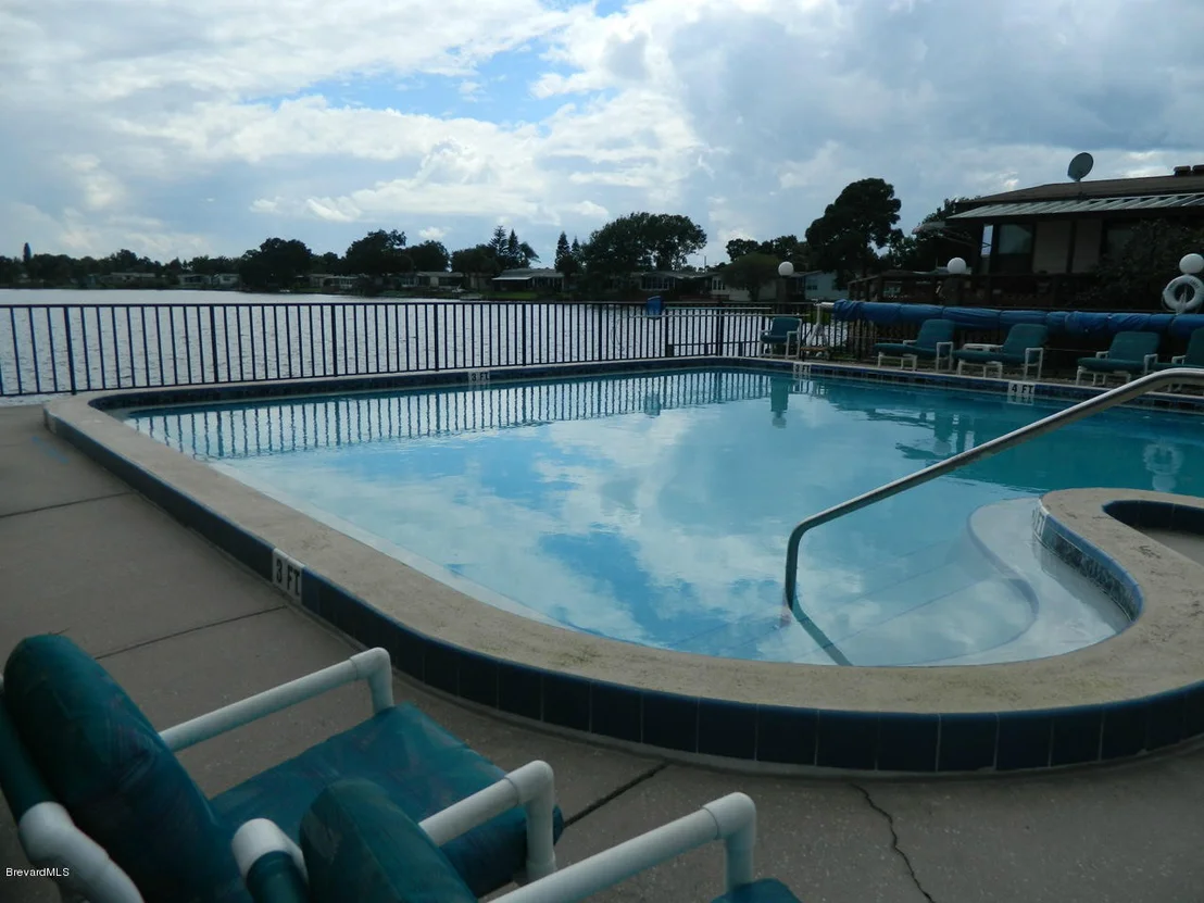 Photo of 160 Rosewood Drive