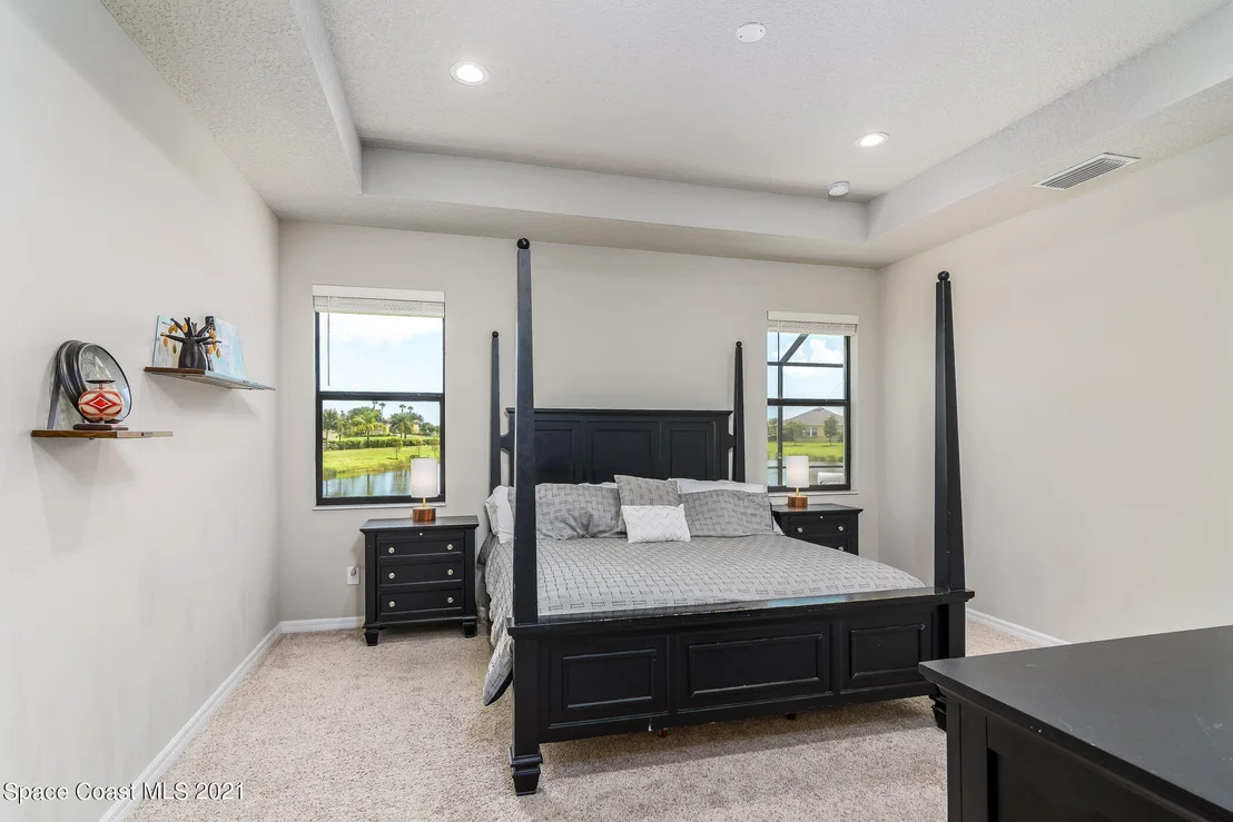 Photo of 7407 Bluemink Lane