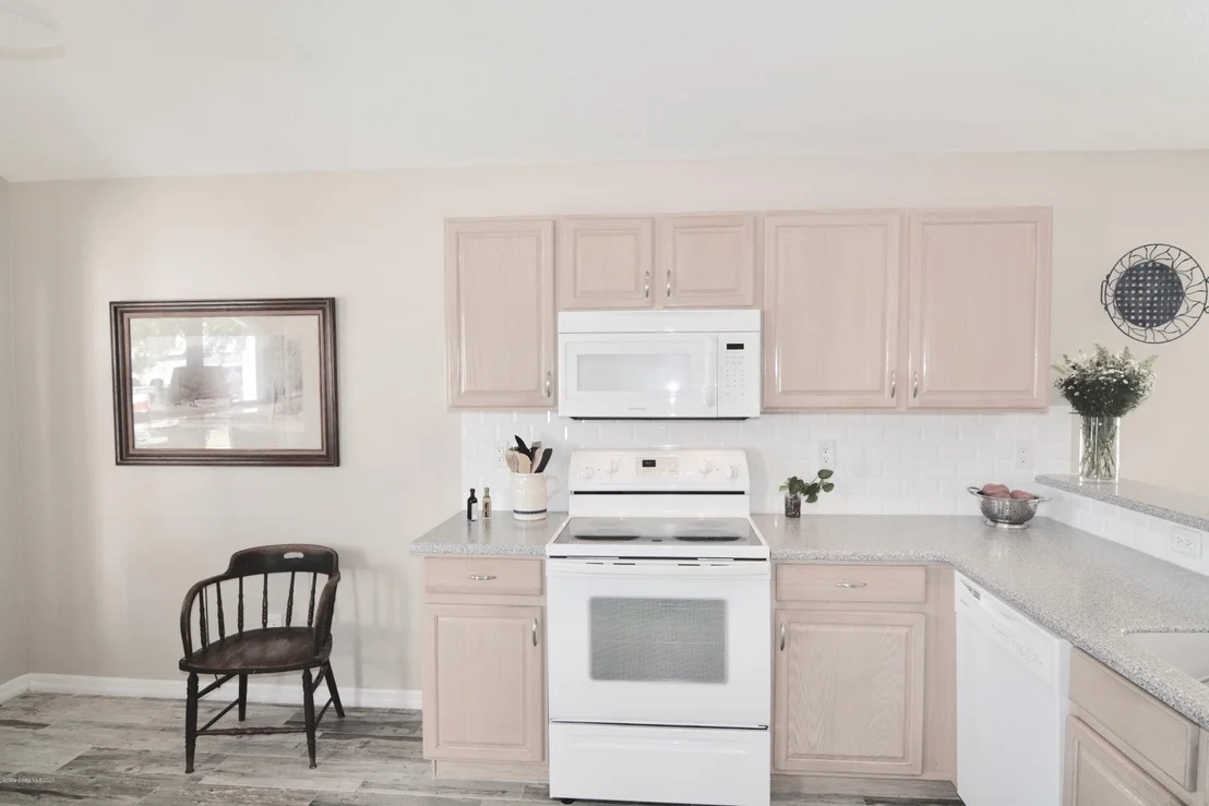 Photo of 2561 Stratford Pointe Drive