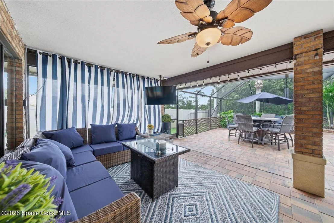 Photo of 560 Sawgrass Circle